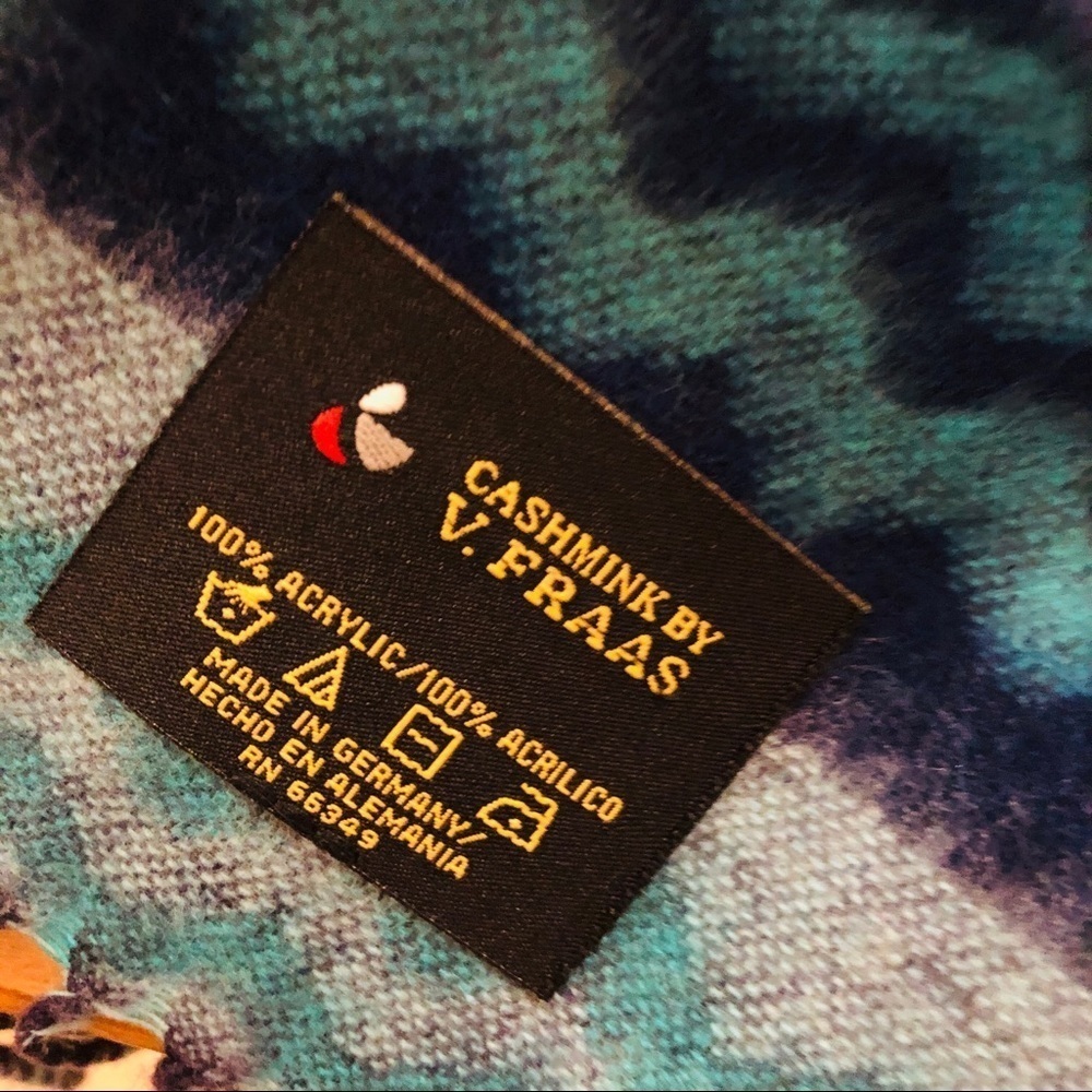 V. Fraas Cashmink Classic Scarf - Picture 4 of 7